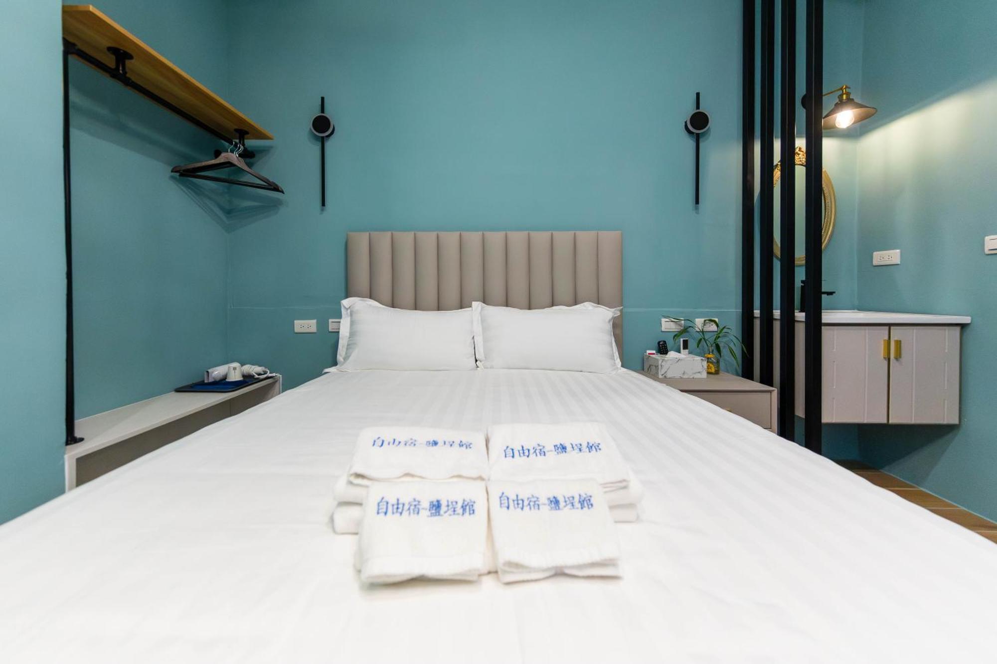 Ez Stay Yancheng Kaohsiung Bagian luar foto